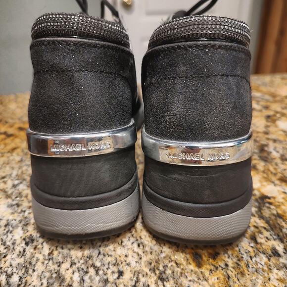 Michael Kors Black Silver Platform Sneakers Size 6M ID HJ18A - Picture 14 of 14